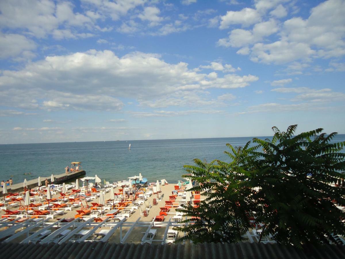 Уютный Домик На Французском Бульваре Odessa Extérieur photo